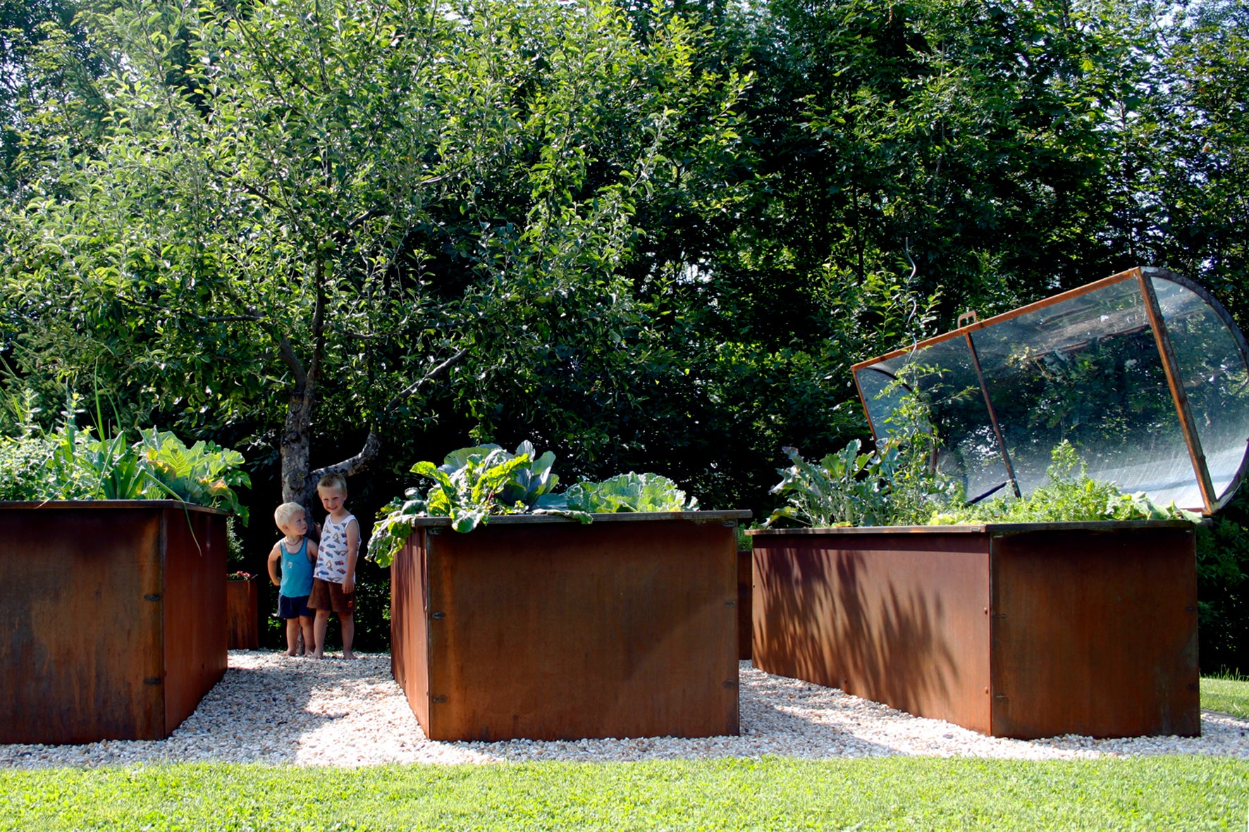 Hochbeet / Frühbeet aus Stahl im Rostlook