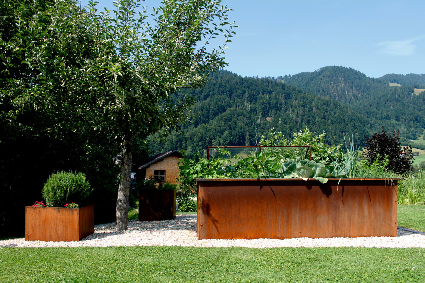 Hochbeet / Frühbeet aus Stahl im Rostlook